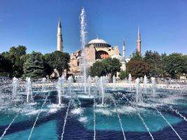 utsikt över hagia sofia i istanbul foto