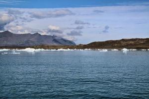 utsikt över Jokulsarlon glaciärlagunen på Island foto