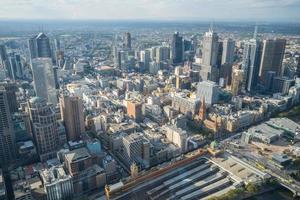melbourne, australien - september 22 2015 - melbourne stadsvy från ovan av eureka tower den högsta byggnaden i melbourne, australien. foto