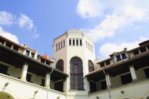 lawang sewu kolonialbyggnad i semarang foto