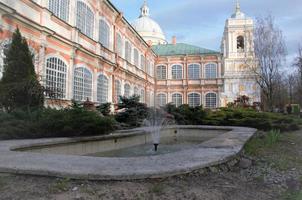 05.05.2022 Ryssland st. petersburg. alexander nevsky lavra. stadsresor foto