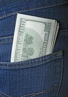 pengar i en ficka