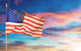 amerikanska flaggan för minnesdagen, 4 juli, arbetsdagen, presidentens dag, självständighetsdagen. foto