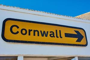 riktningsskylt till Cornwall, England foto