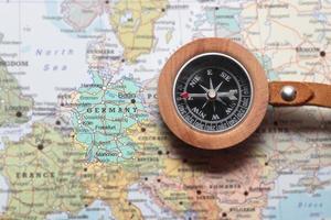 resedestination Tyskland, karta med kompass