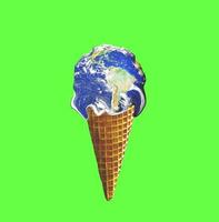 begreppet global uppvärmning och miljöförändringar. smältande värld på glassstrut foto