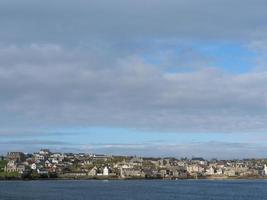 staden lerwick och shetlandsöarna foto