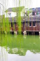 vacker kinesisk vattenstad foto