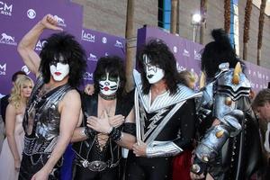 las vegas 1 apr - kiss anländer till 2012 års academy of country music Awards på mgm grand garden arena den 1 april 2010 i las vegas, nv foto