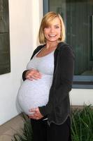 los angeles - 23 september jaime pressly vid det sjätte årliga säkerhetsaventet i Sony Pictures studio den 23 september 2017 i culver city, ca. foto