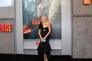 los angeles 4 apr - malin akerman på framfartspremiären på microsoft theater den 4 april 2018 i los angeles, ca foto