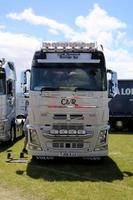 whitchurch i shropshire i juni 2022. en vy av några lastbilar på en lastbilsmässa foto