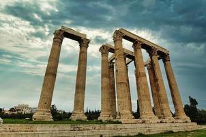 tempel för olympiska zeus, aten, grekland foto