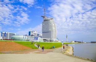 mitte bremerhaven tyskland 2010 stadsbild kust och landskap vallen panorama av bremerhaven tyskland. foto