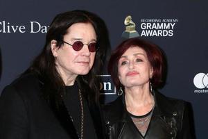 los angeles jan 25 - ozzy osbourne, sharon osbourne på 2020 clive davis pre grammy party på beverly hilton hotel den 25 januari 2020 i beverly hills, ca. foto