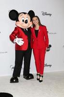 los angeles 6 oktober - mickey mouse, sky katz at the mickey s 90th spektakulära inspelning vid shrine auditorium den 6 oktober 2018 i los angeles, ca foto