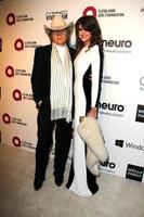 los angeles, 3 mars - dwight yoakam på elton john aids foundations oscar visningsfest i west hollywood park den 3 mars 2014 i west hollywood, ca. foto