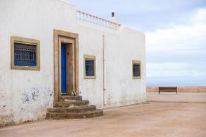 byggnad i kasbah av udayas i rabat, marocko foto