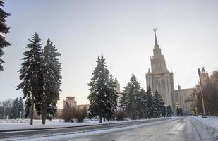 vinterväg till Moskva universitet.