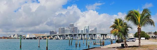 Miami panoramautsikt över vattnet foto