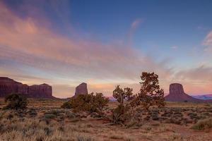 landskap av monument valley i arizona, usa foto