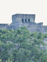 forntida tulumruiner Mayan plats tempelpyramider artefakter havslandskap mexico. foto