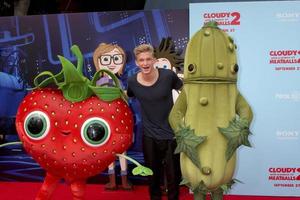 los angeles, 21 sep - cody simpson at the cloudy with a chance of meatballs 2 los angeles premiär på byteatern den 21 september 2013 i Westwood, ca. foto