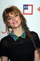 los angeles, 7 mars - bella thorne anländer till introduktionen av joe fresh på jcp at the joe fresh på jcp pop up-butik den 7 mars 2013 i los angeles, ca foto