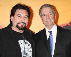 los angeles 7 feb - john castellanos och eric braeden vid eric braedens 40-årsjubileum för de unga och rastlösa i tv-staden den 7 februari 2020 i los angeles, ca. foto