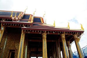 detalj av grand palace i bangkok, thailand foto