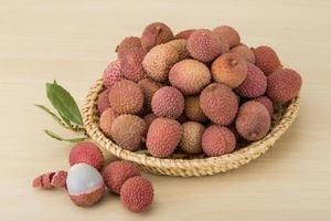 tropisk frukt - litchi foto