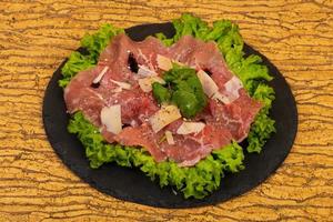 oxcarpaccio med parmesanost foto