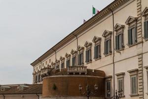 rom, consulta-byggnaden på quirinale square. foto