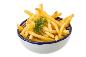 pommes frites på vit bakgrund foto