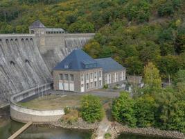 sjö nära waldeck i tyskland foto