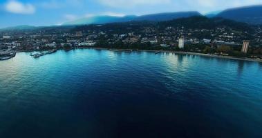 Flygfoto över kustlinjen i Sukhumi, Abchazien foto