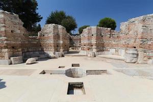 baptistery av basilikan av st. john i selcuk town, izmir, turkiet foto