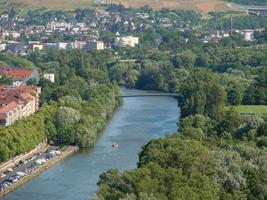 staden wuerzburg vid floden main foto