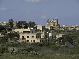 ön Gozo vid Medelhavet foto