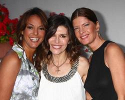 los angeles, 4 april - eva la rue, finola hughes, michelle stafford deltar i galainsamlingen för den romantiska komedin, vadet på bacara resort den 4 april 2013 i Santa Barbara, ca. foto