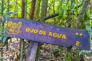 muyil quintana roo mexico 2022 sian kaan nationalpark information entré välkommen sing board mexico. foto