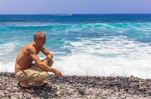 ung manlig modell på playa de las americas teneriffa afrika. foto