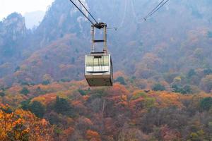 linbana till Seoraksan Mountain National Park, Korea foto