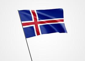 Islands flagga vajar högt i den vita isolerade bakgrunden. 17 juni Islands självständighetsdag världsnationell flaggsamling. nation flagga 3d illustration foto