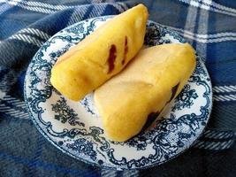 kue khas bali eller balinesiska specialkakor. traditionell indonesisk kulinarisk mat foto