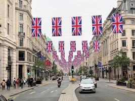 london i Storbritannien i juni 2022. utsikt över regentsgatan under platinajubileumsfirandet foto