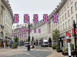 london i Storbritannien i juni 2022. utsikt över regentsgatan under platinajubileumsfirandet foto