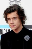 los angeles, 24 nov - harry styles vid 2013 års American Music Awards ankomster på nokia teater den 24 november 2013 i los angeles, ca. foto