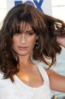 los angeles, 5 aug - lea michele anländer till fox tca sommarfesten 2011 på gladstones den 5 augusti 2011 i santa monica, ca. foto