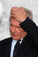 los angeles, 9 april - Harrison ford anländer till premiären 42 på kinesiska teatern den 9 april 2013 i los angeles, ca. foto